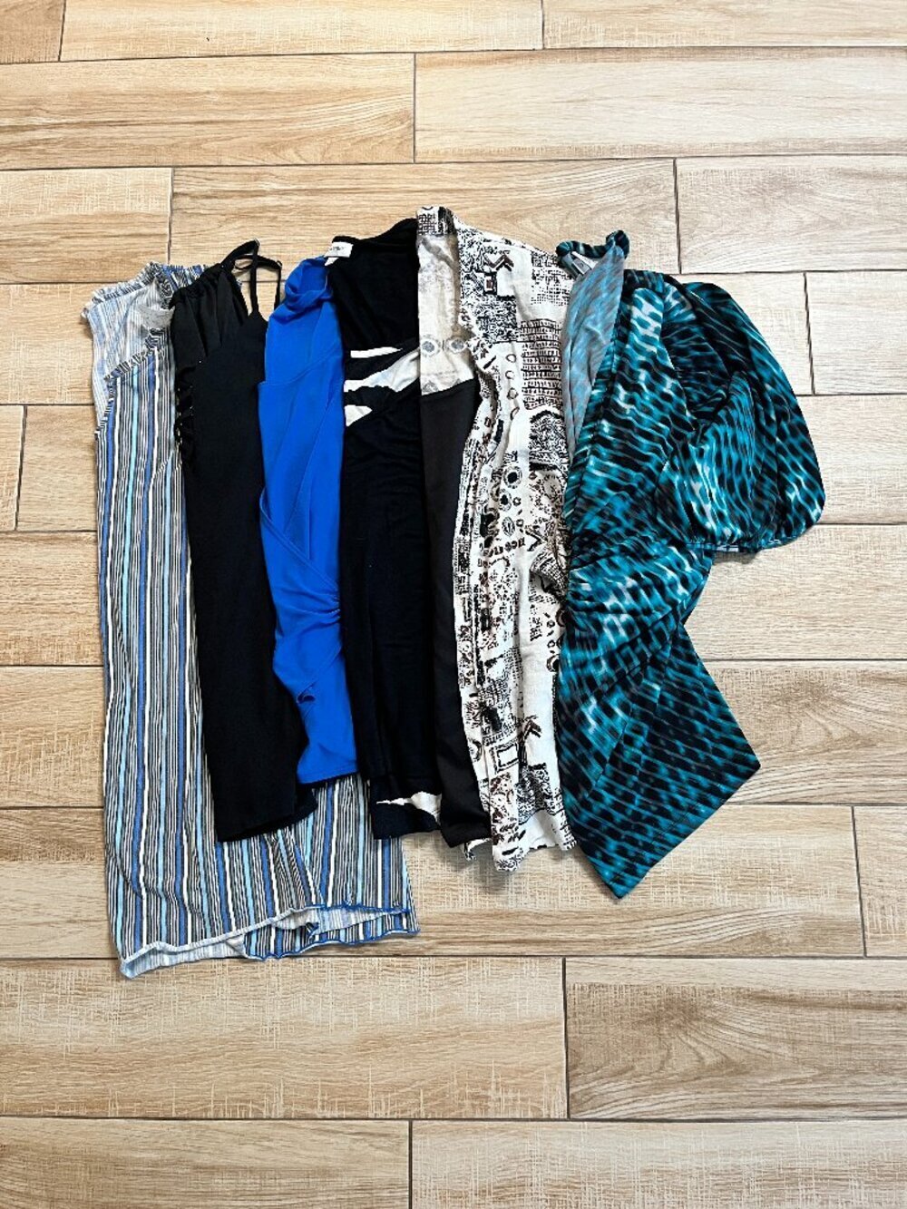 Womens Bundle of 6 Tops - XL